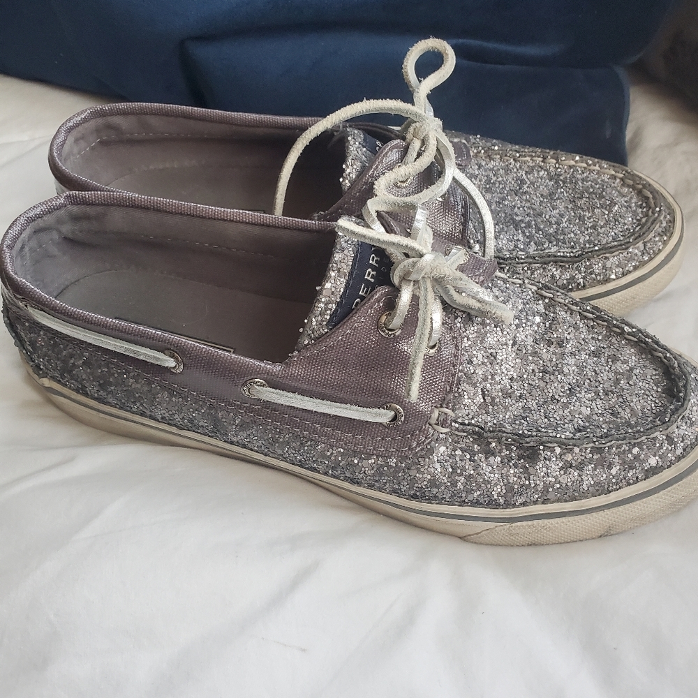 Sperry silver glitter size 8.5 EUC